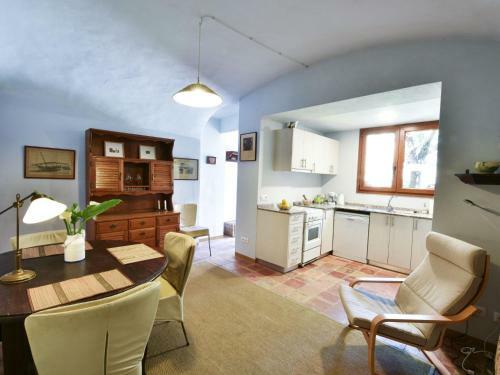 Rustic Town House From The 19th Century In Palafrugell