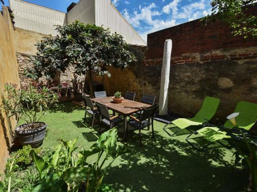 Rustic Town House From The 19th Century In Palafrugell