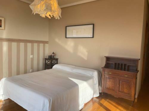 Impresionante Chalet En Segunda L�nea de Playa