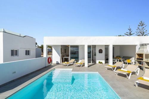 Villa Aqualava 1 By Villa Plus