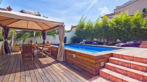 Exclusive Comfortable Villa With Jacuzzi