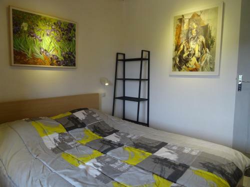 Hostal Datcha Bourguignonne