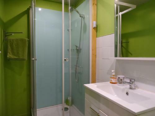 Hostal Datcha Bourguignonne