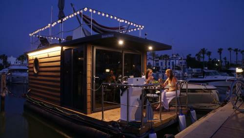 La Maison Bateau Sotogrande