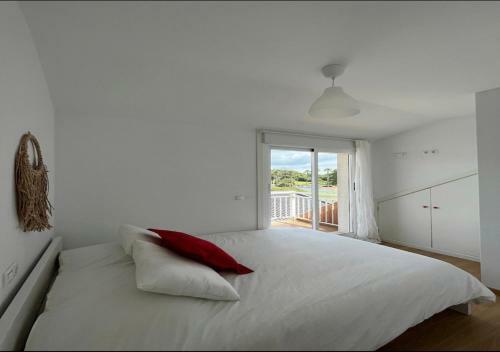Apartamento Rojo, Precioso �tico En Ribeira