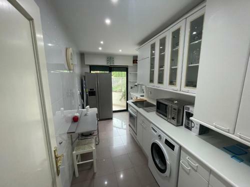 Apartamento Duplex Con Piscina Y Garaje Cerca de La Playa