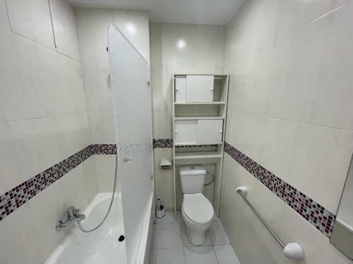 Apartamento Duplex Con Piscina Y Garaje Cerca de La Playa
