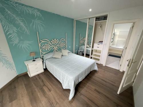 Apartamento Duplex Con Piscina Y Garaje Cerca de La Playa