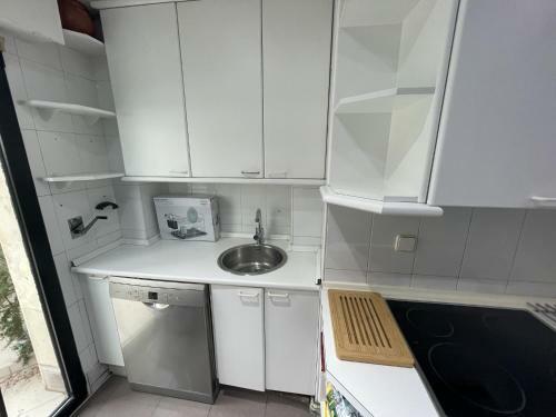 Apartamento Duplex Con Piscina Y Garaje Cerca de La Playa