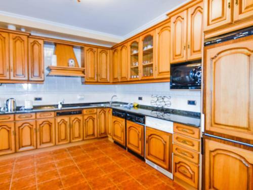 Precioso Chalet Con Jard�n En Somo