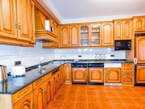 Precioso Chalet Con Jard�n En Somo