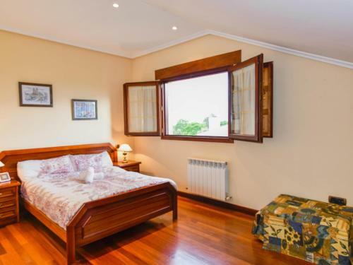 Precioso Chalet Con Jard�n En Somo