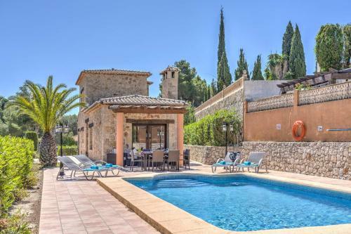 Villa Cambra By Villa Plus