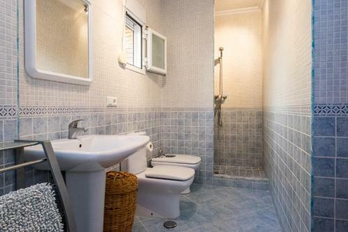 Stylish Villa With Lovely Sea And Mountain Views