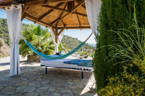 Stylish Villa With Lovely Sea And Mountain Views
