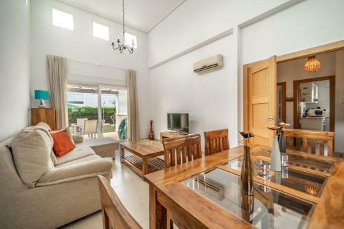 Villa With Private Pool - Ma2lt