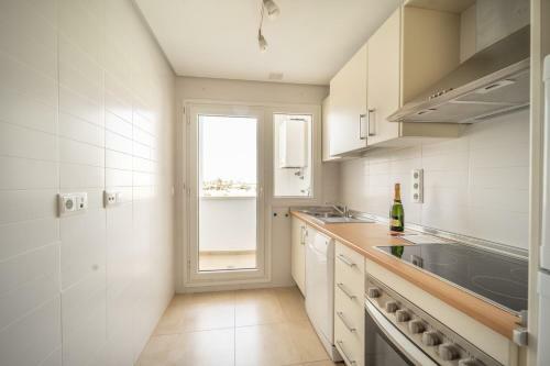 Bright Apartment With Large Terrace - Mo4223lt