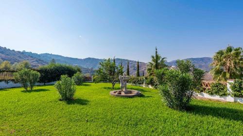 Casa Rural Cortijo Picuales Torrox By Ruralidays