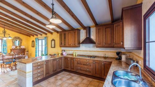 Casa Rural Cortijo Picuales Torrox By Ruralidays