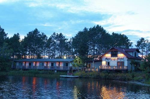 Riverside Motel