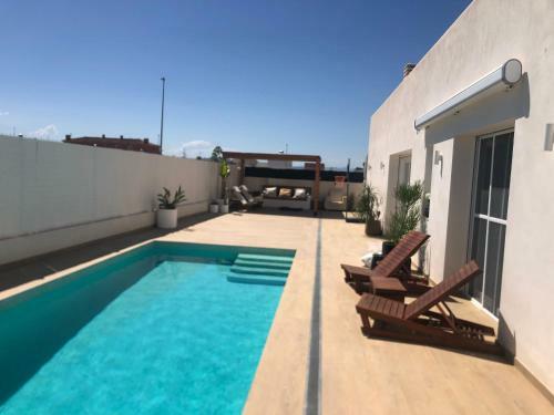 Villa Luxury House With Pool, Near The Beach