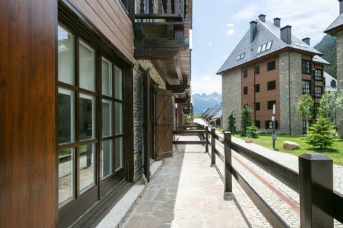 Luderna - Apartamento Val de Ruda B74 H�nt de L�campo