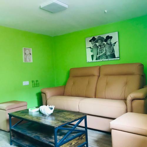 Agradable Casa Con Patio A 100 Metros de La Playa