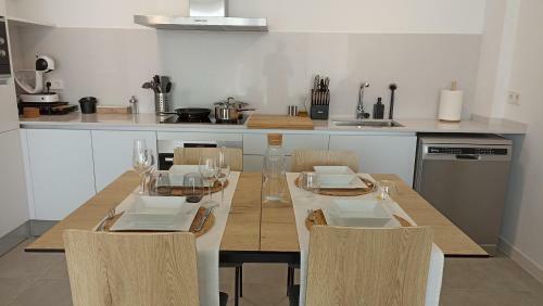 Apartamento Familiar Con Piscina Cerca de La Playa