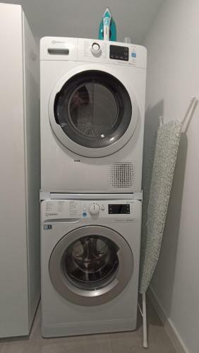 Apartamento Familiar Con Piscina Cerca de La Playa