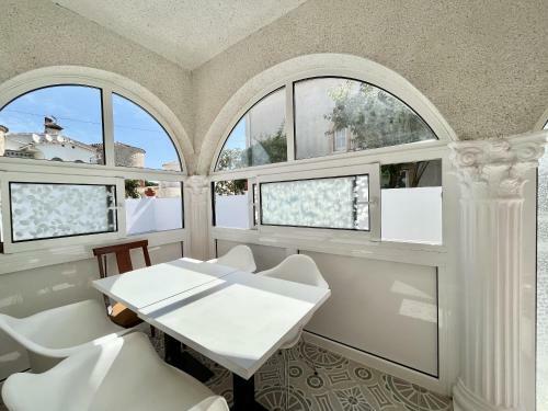 Villa Requesens 6-3 - Barneda Premium
