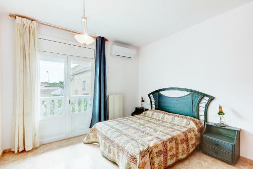Villa Requesens 6-3 - Barneda Premium
