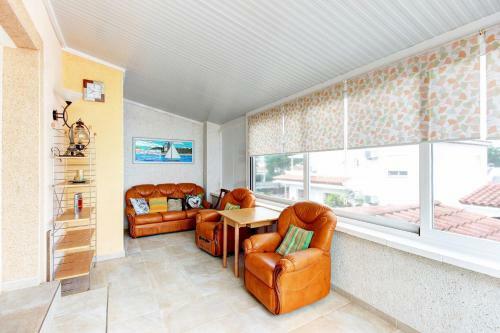 Villa Requesens 6-3 - Barneda Premium