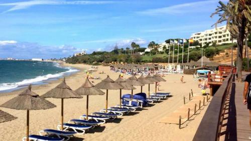 171 - Mi Capricho Beachfront Apartment In The Costa Del Sol