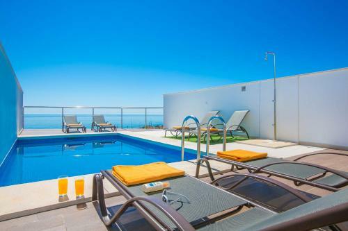 Villa Ancla Sea View By Villa Plus