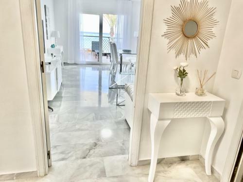 172- Mi Capricho Beachfront Apartment