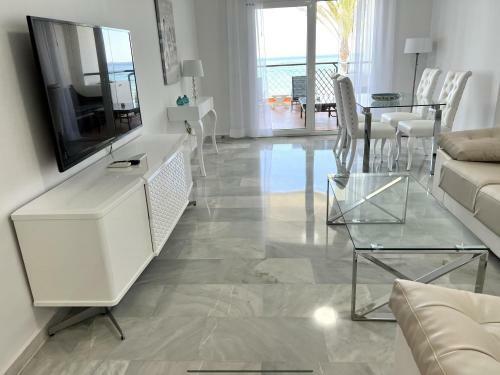 172- Mi Capricho Beachfront Apartment