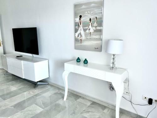 172- Mi Capricho Beachfront Apartment
