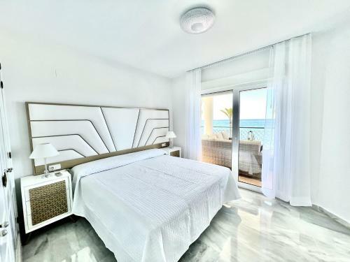 172- Mi Capricho Beachfront Apartment