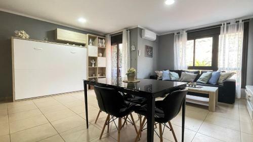 Moderno Apartamento En Residencial Con Piscina