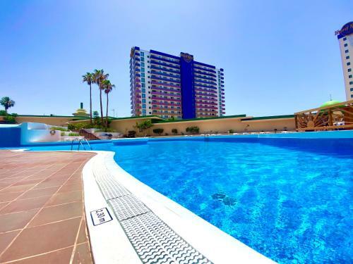Apartment In Club Paraiso With Ocean View