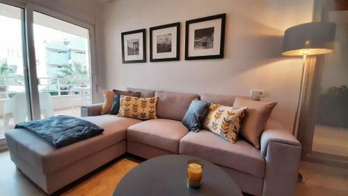 2 Bed South Seafront Apartment