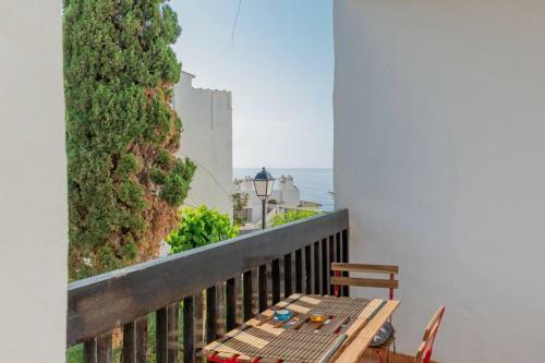 Apartamento Beachfront 1br With Swimming Pool, Parking & AC