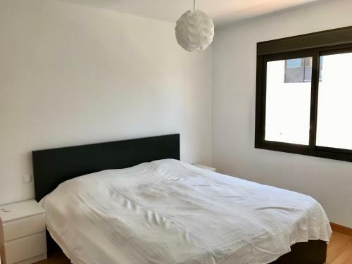 Beautiful Renovated Beach House With Panoramic Seaviews