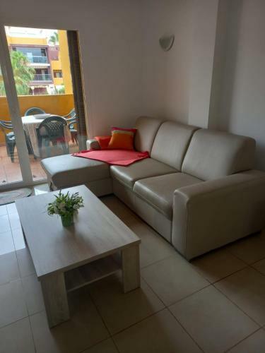 Hermoso Apartamento Con Piscina En Residencial