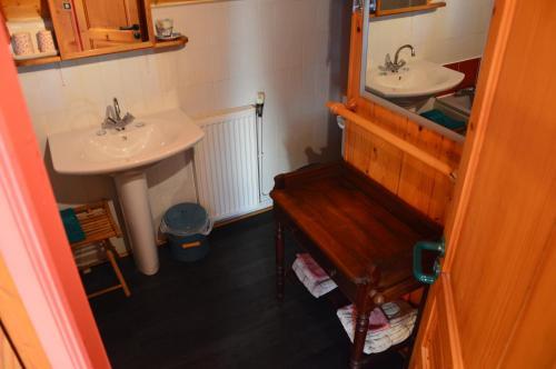 Hostal La Grange De Coat�lan