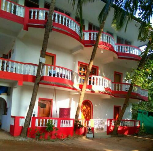 Hostal Silvia Guest House