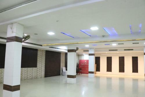 Hotel Riya Palace