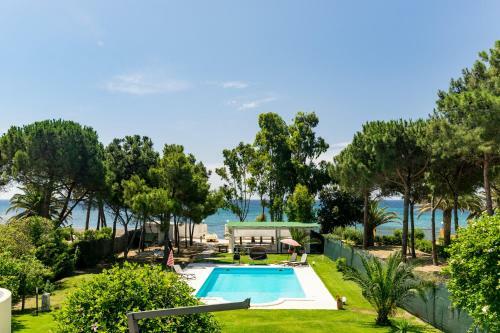 Hostal Caravelle