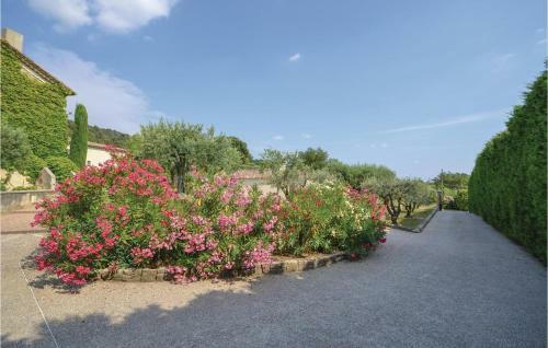 Holiday Home Mas Des Oliviers O-840