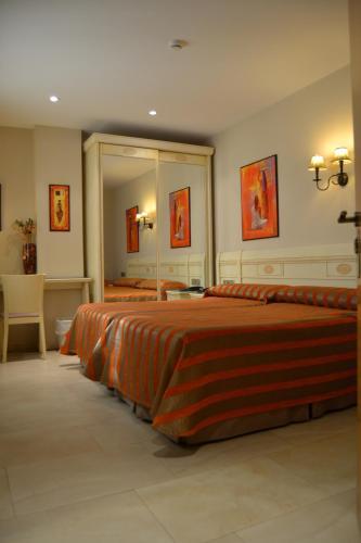 Hotel Versalles
